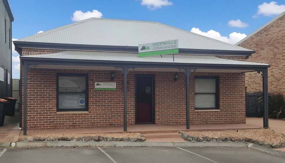 A front view of the Greenhills Conveyancing East Maitland office